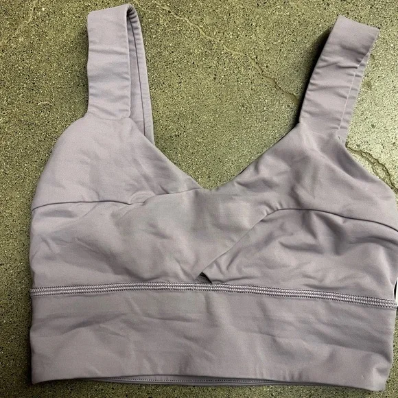 ✨Lululemon Wild Twist Bra
Dusty Dawn 4 - Picture 5 of 7